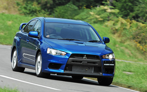 Front bumper mitsu evo x